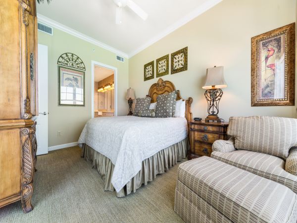 Gulf Front 4 Bedroom Condo with Amazing Views