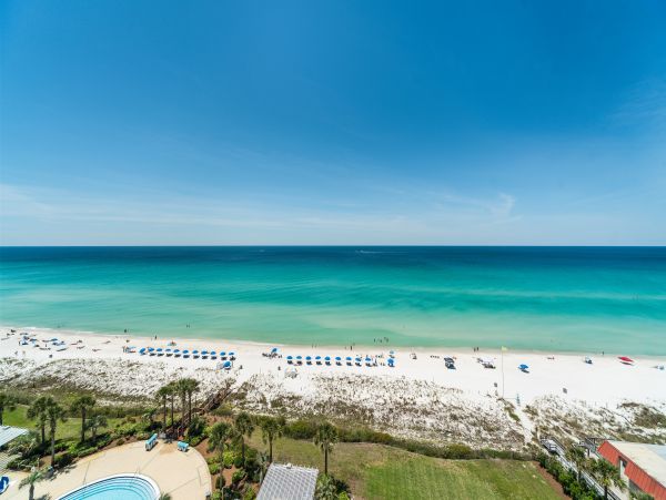Gulf Front 4 Bedroom Condo with Amazing Views