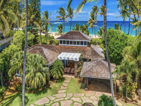 Princeville Magnificent Ocean Views Interior Excellence Beachfront Estate