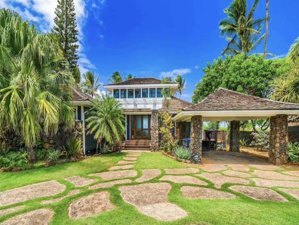 Princeville Magnificent Ocean Views Interior Excellence Beachfront Estate