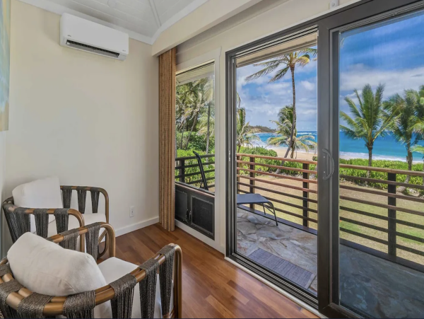Princeville Magnificent Ocean Views Interior Excellence Beachfront Estate
