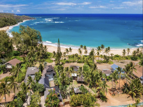 Princeville Magnificent Ocean Views Interior Excellence Beachfront Estate
