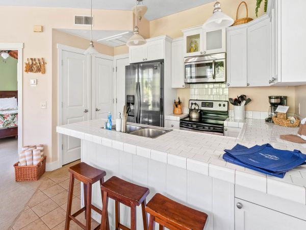 Tropical 2 Bedroom Condo  in Kauai with Exclusive Resort Amenities