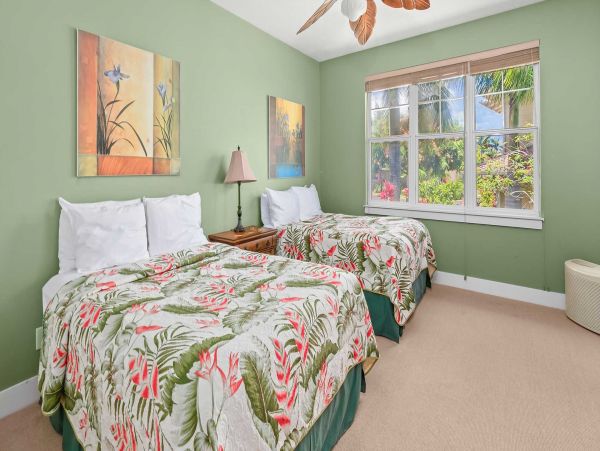 Tropical 2 Bedroom Condo  in Kauai with Exclusive Resort Amenities