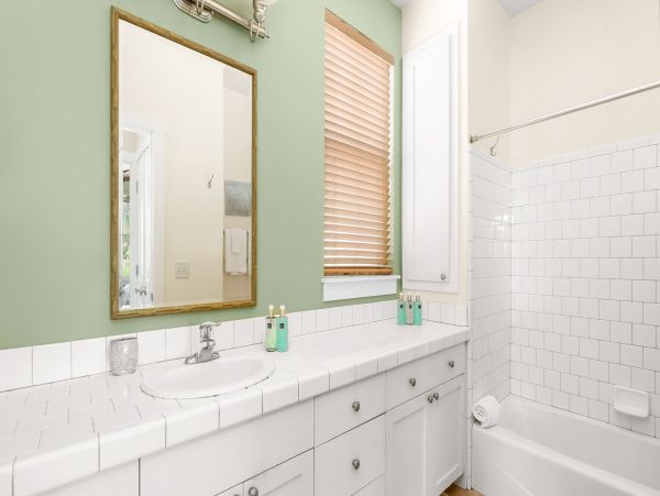Tropical 2 Bedroom Condo  in Kauai with Exclusive Resort Amenities