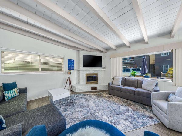 Mission Beach Vacation Condo Three Bedroom Walk to Beach