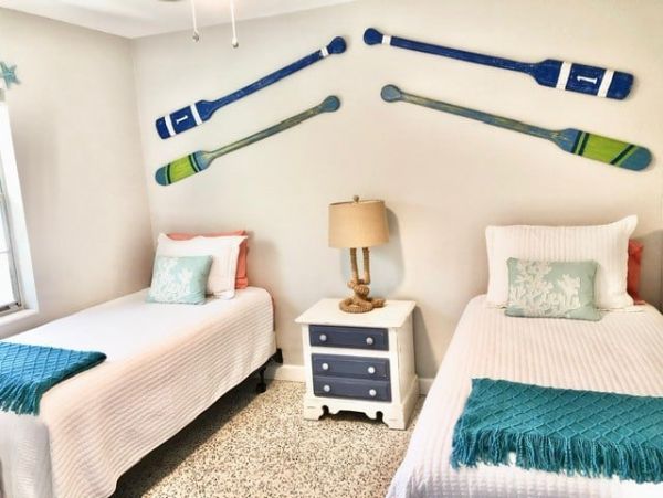 Super Cute Two Bedoom Duplex Just Steps Away from the Beach!!