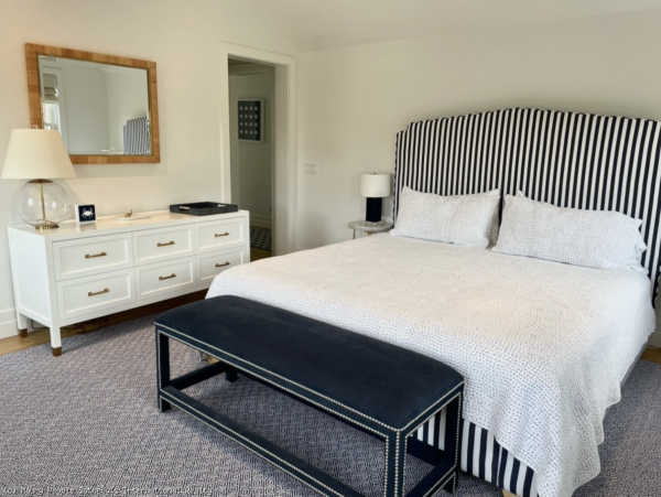 Nantucket Five bedroom Vacation Rental one Mile to Beaches.