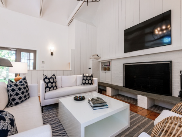 What's Not to Love! Nantucket Modern Luxury Vacation Home