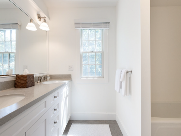 What's Not to Love! Nantucket Modern Luxury Vacation Home