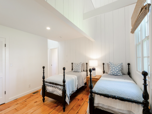 What's Not to Love! Nantucket Modern Luxury Vacation Home