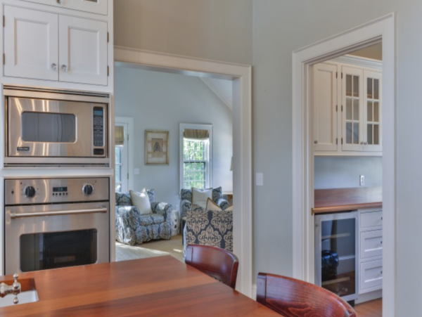 Nantucket Home 1050375