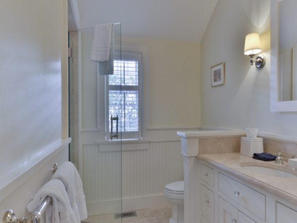 Nantucket Home 1050375