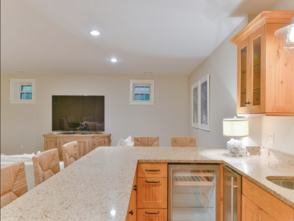 Nantucket Home 1050375