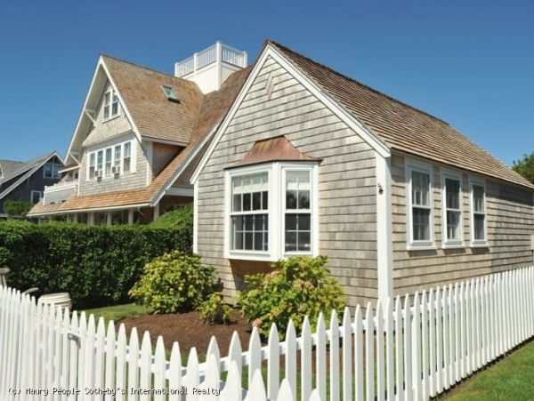 Nantucket Home 1050607