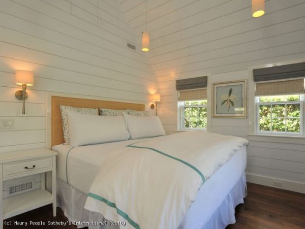 Nantucket Home 1050607