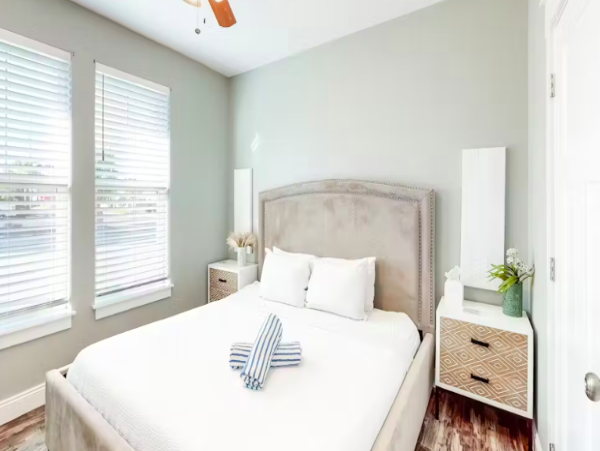 Seven Bedroom Beach Bungalow with Pool