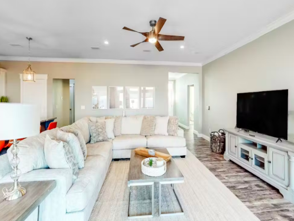 Seven Bedroom Beach Bungalow with Pool