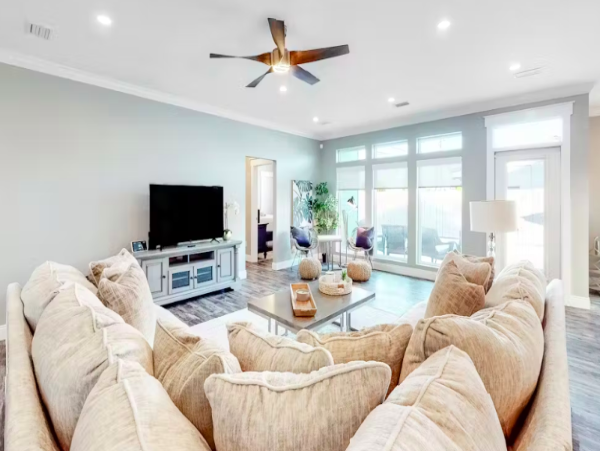 Seven Bedroom Beach Bungalow with Pool