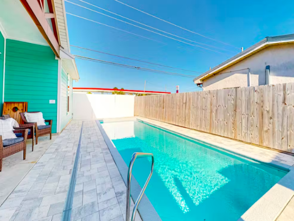 Seven Bedroom Beach Bungalow with Pool