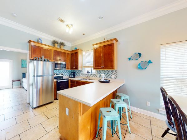 Panama City Vacation Home Four Bedroom Walk to Beach
