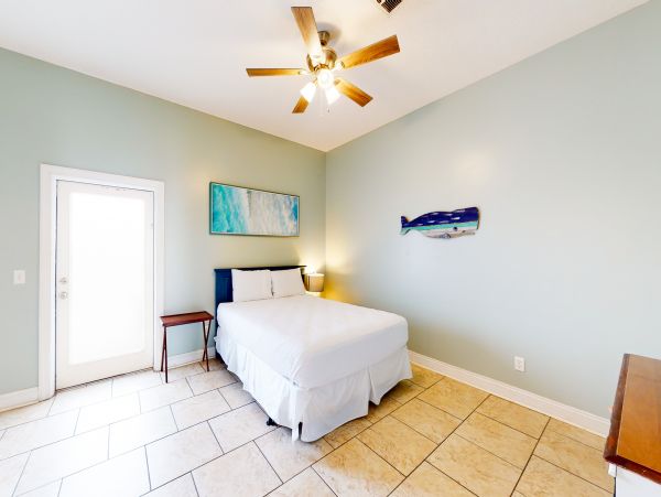 Panama City Vacation Home Four Bedroom Walk to Beach