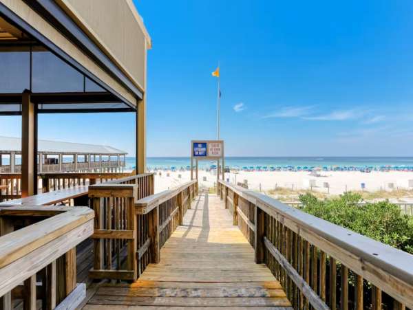 Steps to Beach 2 Bedroom Condo with Pools, Shopping, Dining & More!!