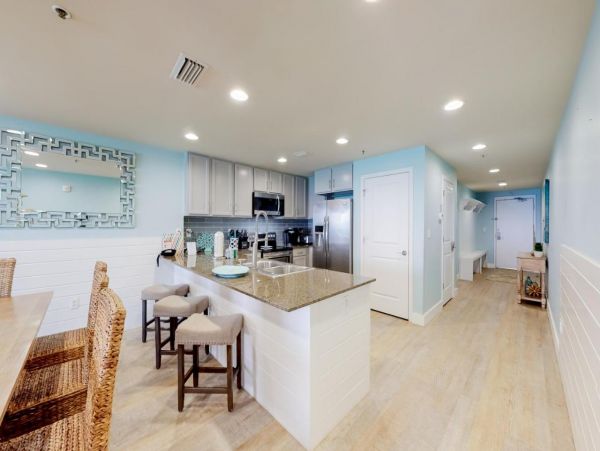 Gulf Front Vacation Condo & Studio in Panama City Beach