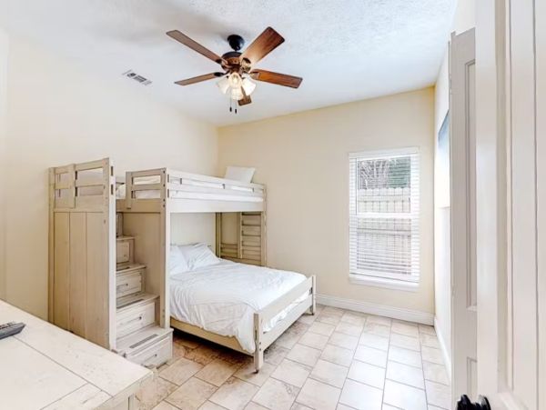 Walk to Beach Charming Six Bedroom Panama City Beach