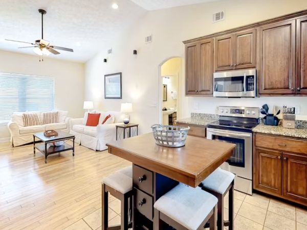 Walk to Beach Charming Six Bedroom Panama City Beach