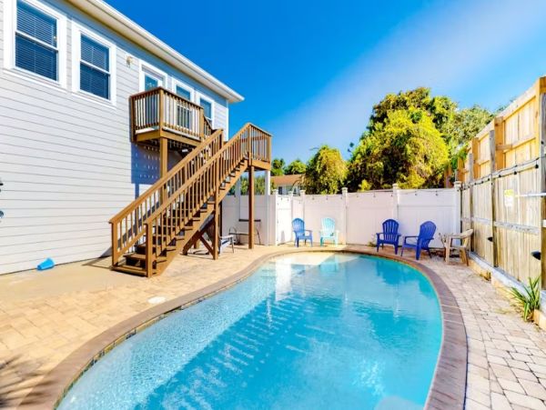 Walk to Beach Charming Six Bedroom Panama City Beach