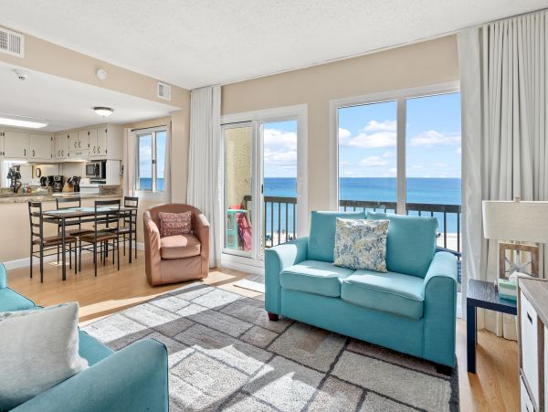 Lovely 2 Bedroom Vacation Condo in Panama City Beach