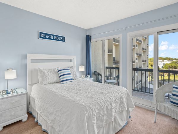 Lovely 2 Bedroom Vacation Condo in Panama City Beach