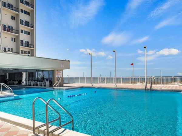 Lovely 2 Bedroom Vacation Condo in Panama City Beach