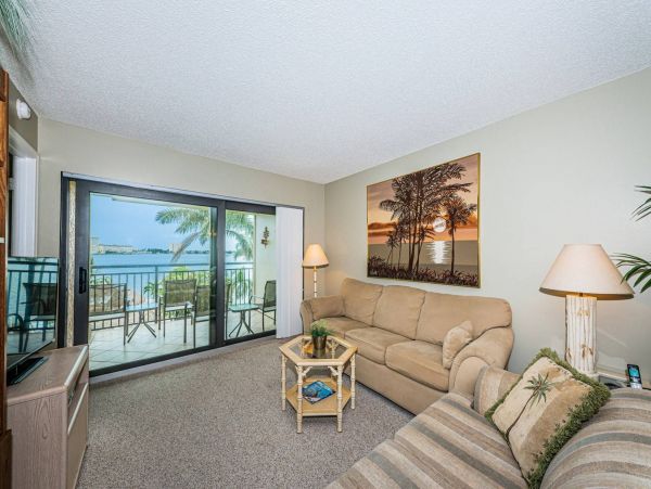 Delightful Condo with All the Comforts of Home + Shared Pool & Spa