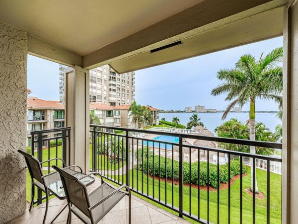 Delightful Condo with All the Comforts of Home + Shared Pool & Spa