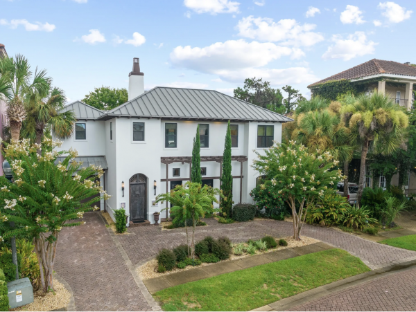 Santa Rosa Beach Luxury Main Home & Carriage House Rental