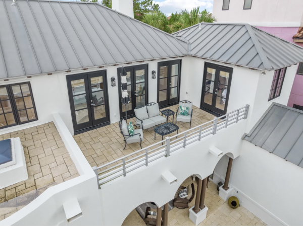 Santa Rosa Beach Luxury Main Home & Carriage House Rental