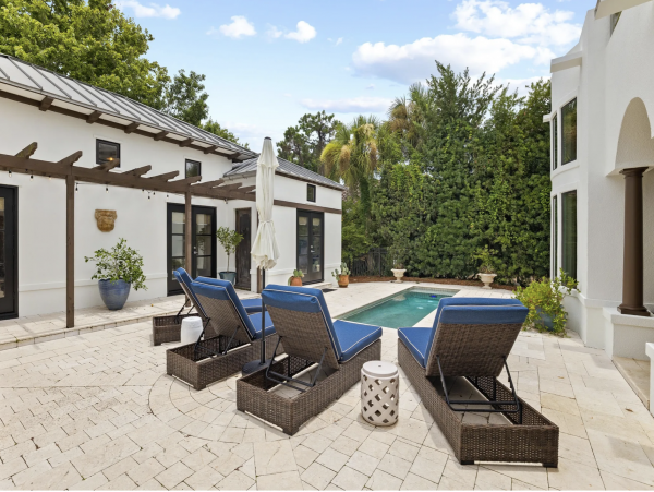 Santa Rosa Beach Luxury Main Home & Carriage House Rental