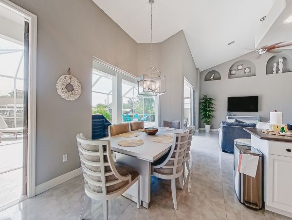 Cape Coral Vacation Home Four Bedroom