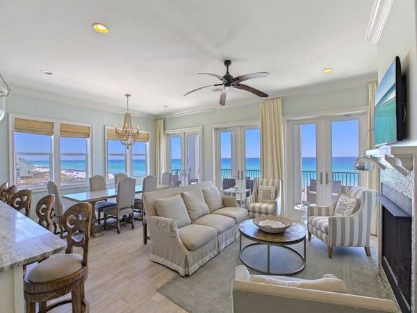 Gulf-Front Luxury Vacation Pool Home in Destin Sleeps 16