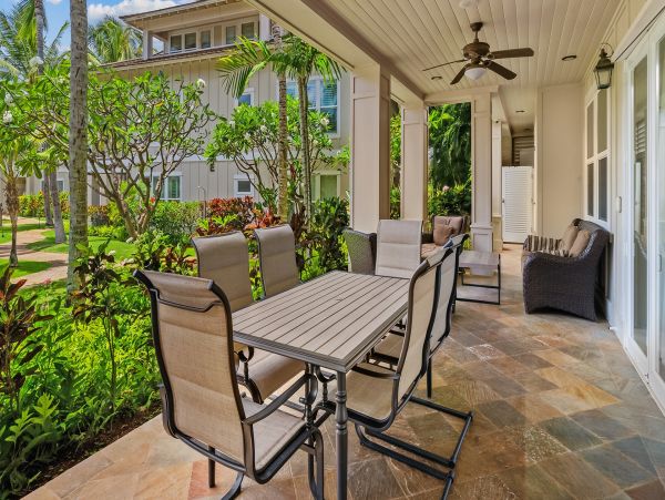 Luxury Kauai Condo Steps from Beaches and Top Attractions