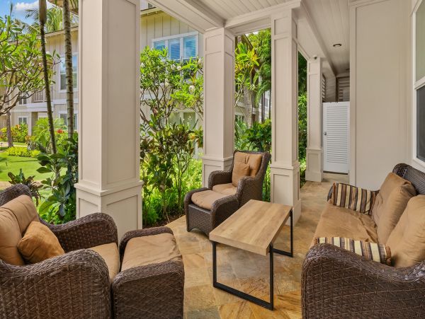 Luxury Kauai Condo Steps from Beaches and Top Attractions