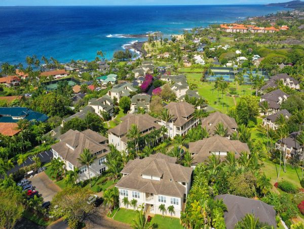 Luxury Kauai Condo Steps from Beaches and Top Attractions