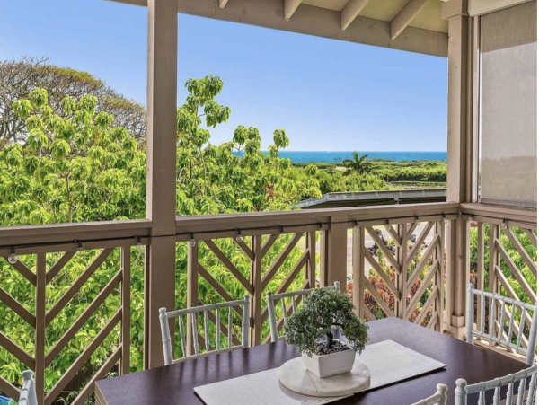 This Lovely Accommodation Offers Great Views & Amenities
