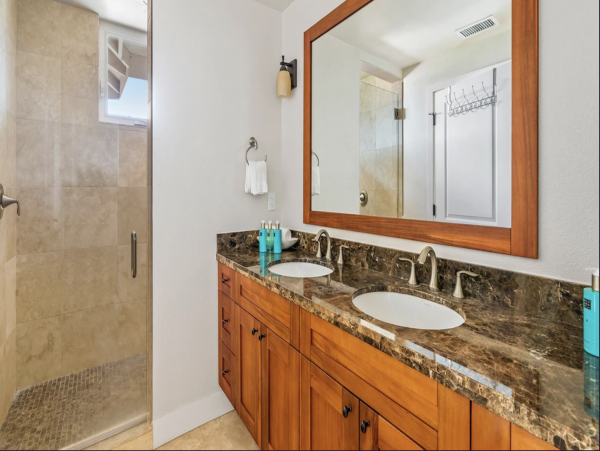 North Shore Condo Style Villa Can Sleep 9 Guests