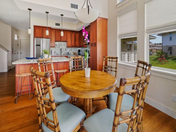 Mountain View Three Bedroom Vacation Rental in Poipu Beach
