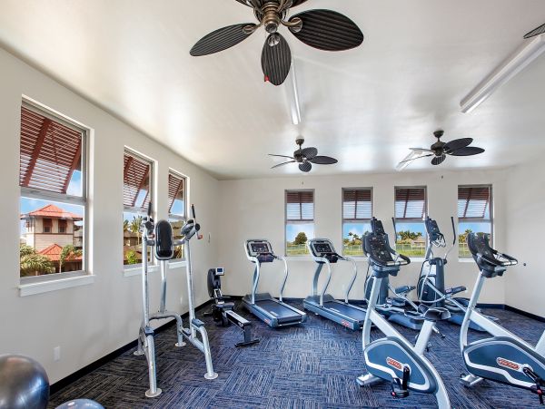 Mountain View Three Bedroom Vacation Rental in Poipu Beach