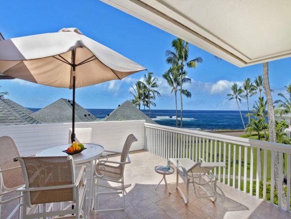 Luxurious Oceanfront Kauai with Stunning Views