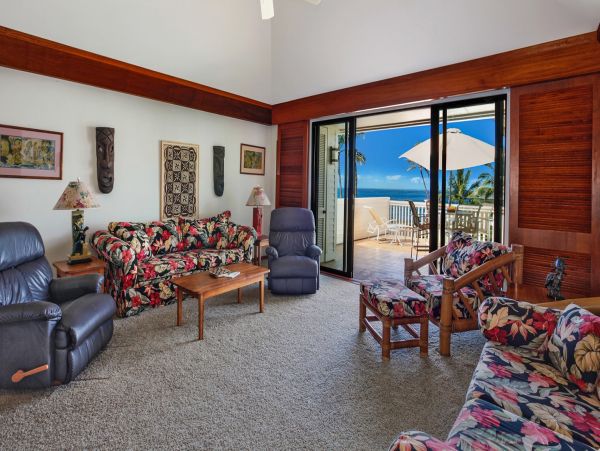 Luxurious Oceanfront Kauai with Stunning Views